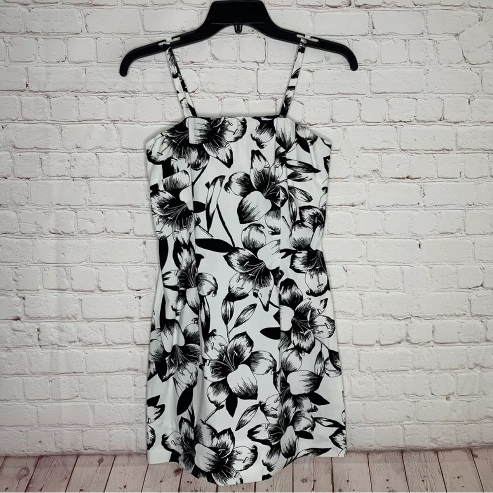 New The Limited Womens White & Black Floral Sleeveless Mini Sundress Size 4 NWT